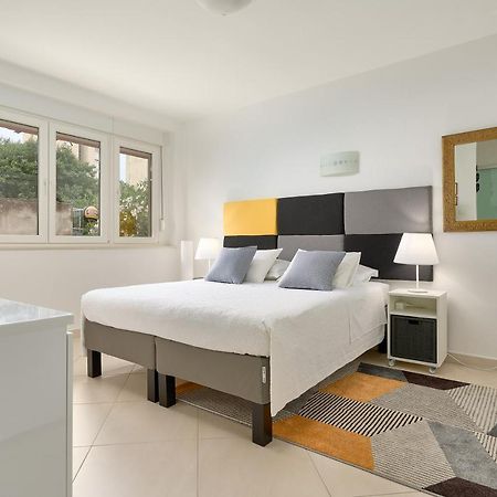 Studio Seven Minute Walk To Old Town Split Exterior foto
